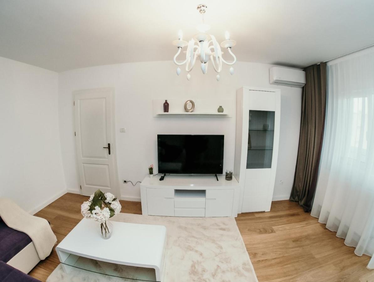 Apartament De Lux Ultramodern In Zona Centrala 蒂米什瓦拉 外观 照片